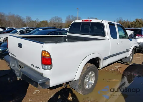 2000 Toyota Tundra Sr5 V8 z USA, uszkodzony, nr VIN 5TBBT4419YS021909
